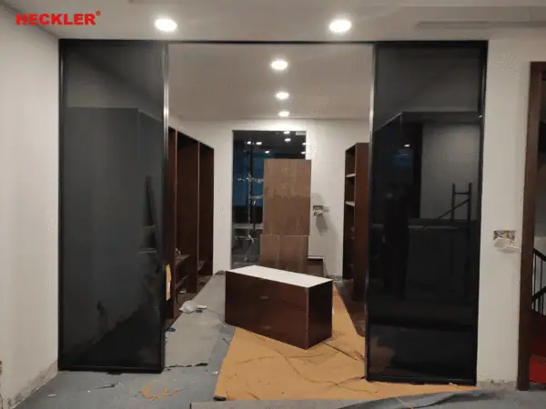 Cửa Lùa Slim Heckler — Cửa Lùa Không Ray Dưới, Ray Treo Trên - Ảnh 19