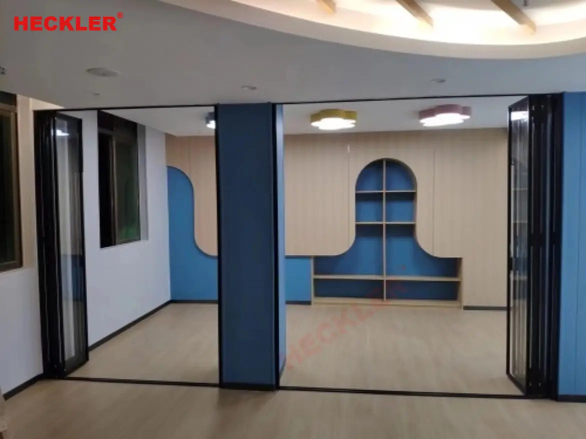 Cửa xếp trượt Heckler Slim 5 Cửa xếp trượt Heckler Slim - Ảnh 5