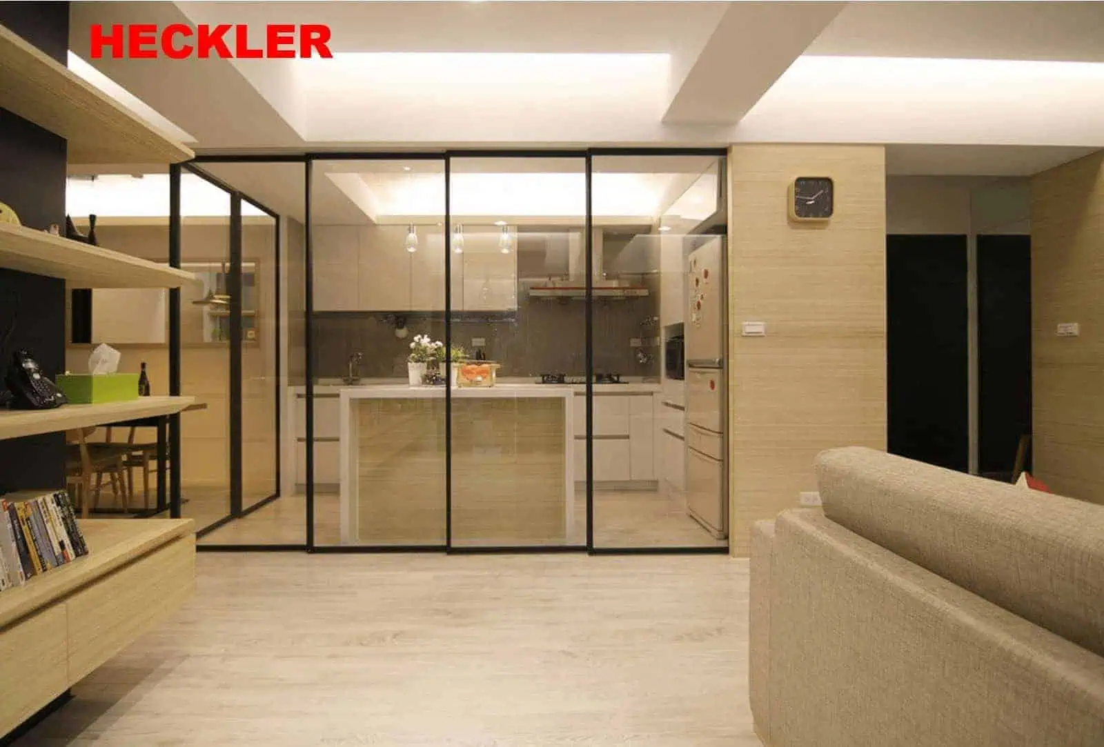 Cửa nhôm slim Heckler với thiết kế thanh mảnh trong không gian hiện đại