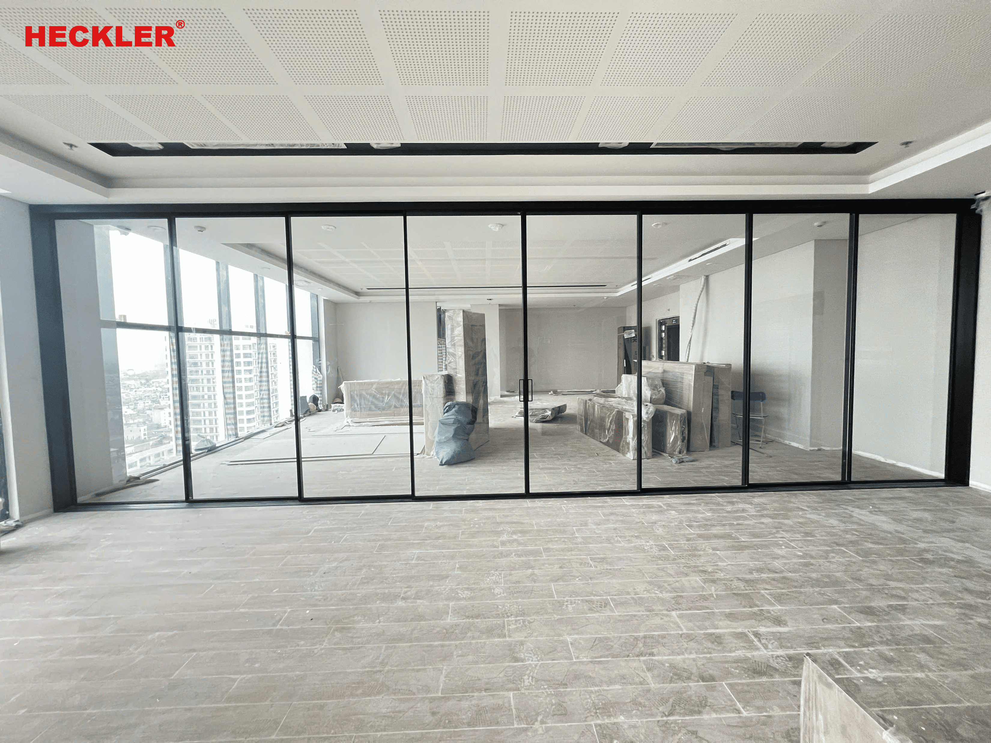 Cửa lùa slim 8 cánh 5 Cửa lùa nhôm slim 8 cánh thẩm mỹ