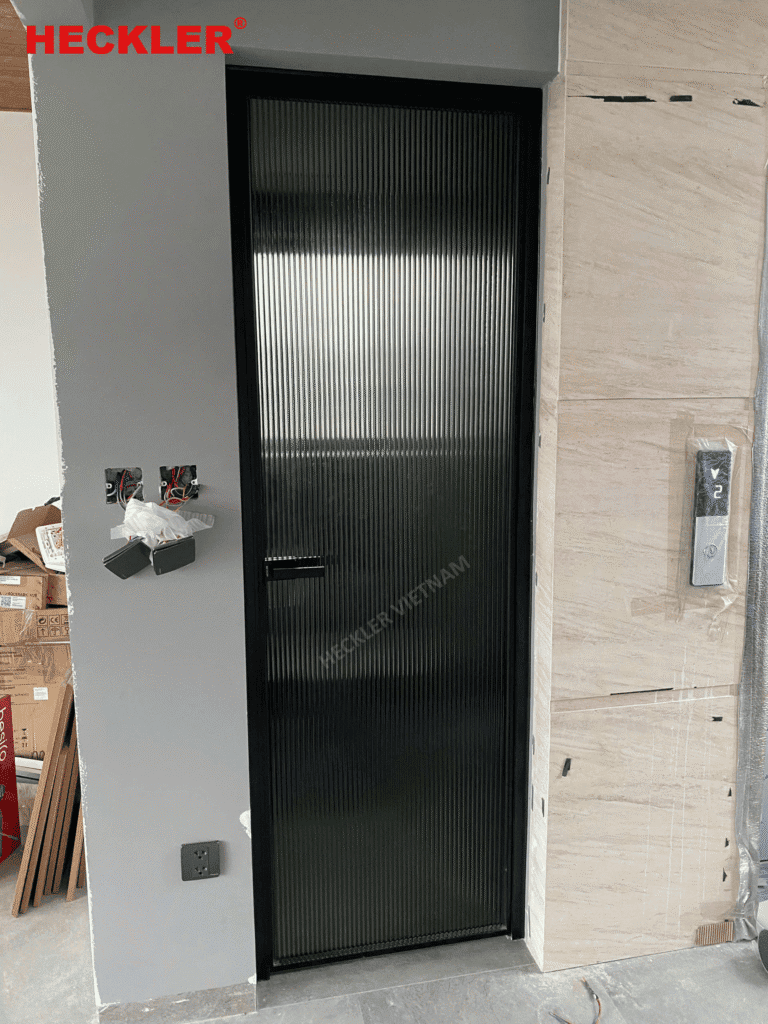 Thi công cửa nhôm slim tại phố Tôn Đức Thắng 10 Cửa nhôm slim Heckler lắp đặt tại Tôn Đức Thắng